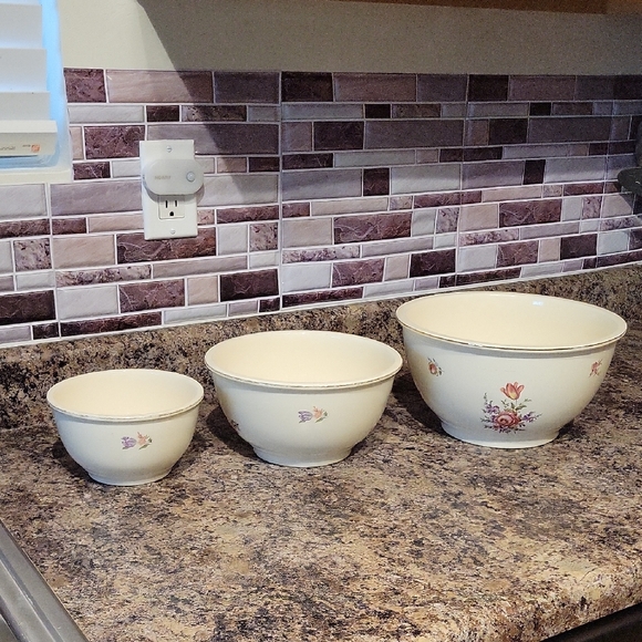 Homer Laughlin Other - Vintage Homer Laughlin Floral Cream Mixing Bowl Set (3) Spring Wreath